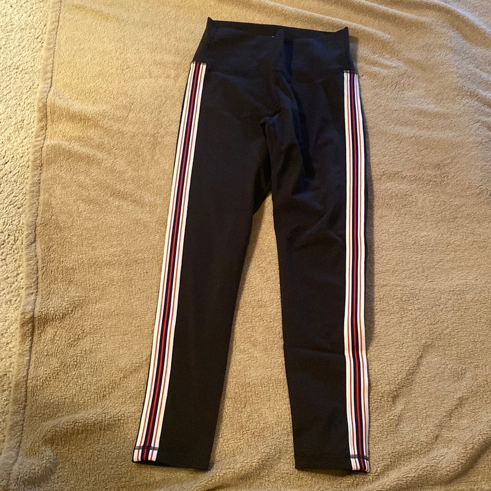 Aritzia tna leggings